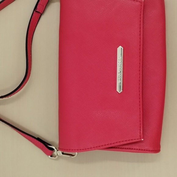 Steve Madden red crossbody clutch purse adjustable detachable strap 8 x 5 - Picture 2 of 11